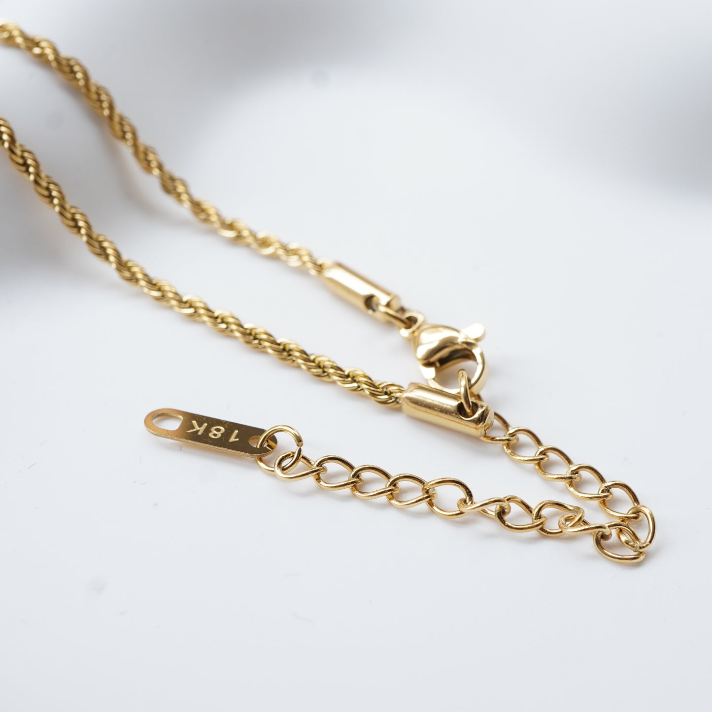 Power 18K Gold Caragana Tarot Neck Chain
